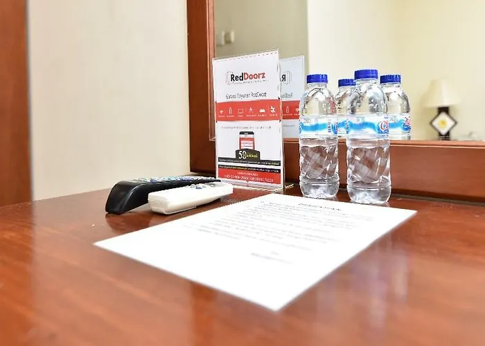 Reddoorz @ Raya ゲストハウス クタ